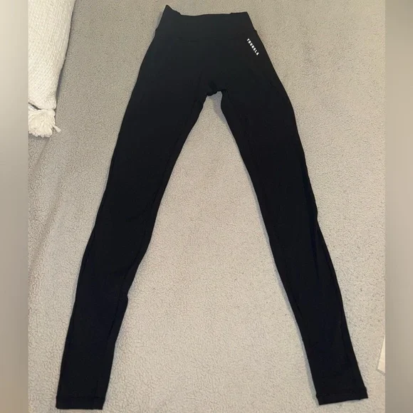 LIKE NEW YoungLA W268 ELEVATE LEGGINGS - Picture 9 of 13